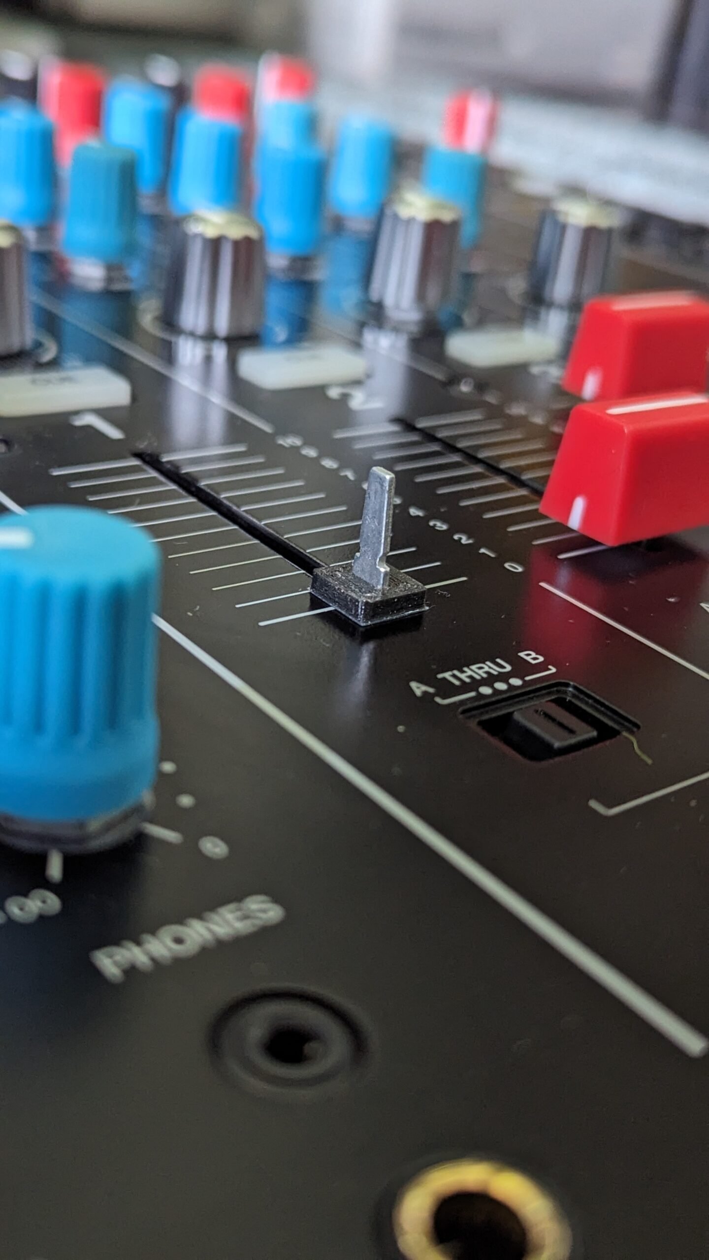 DJM Fader Support Slider