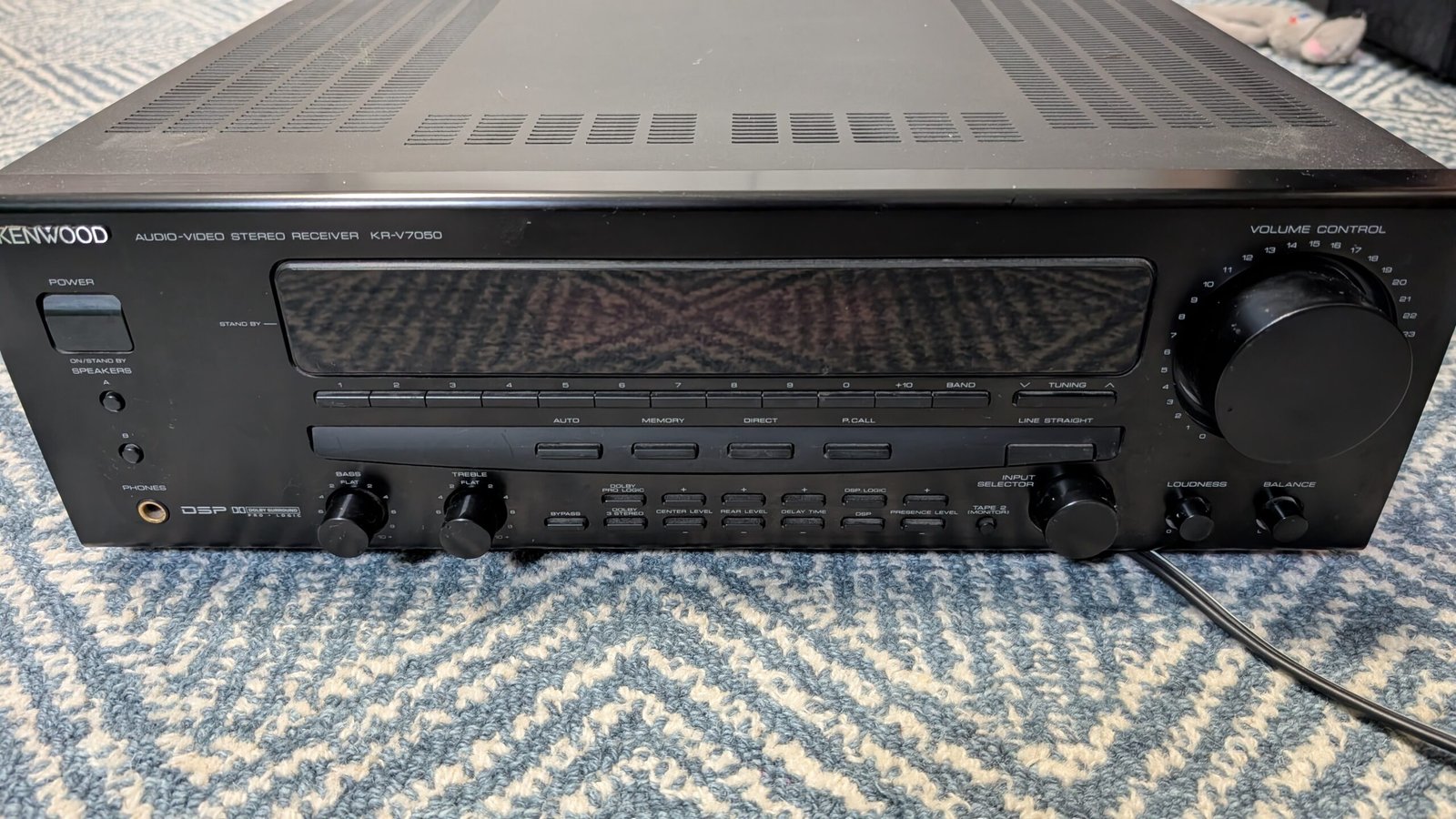 Kenwood KR-V7050 Reciever